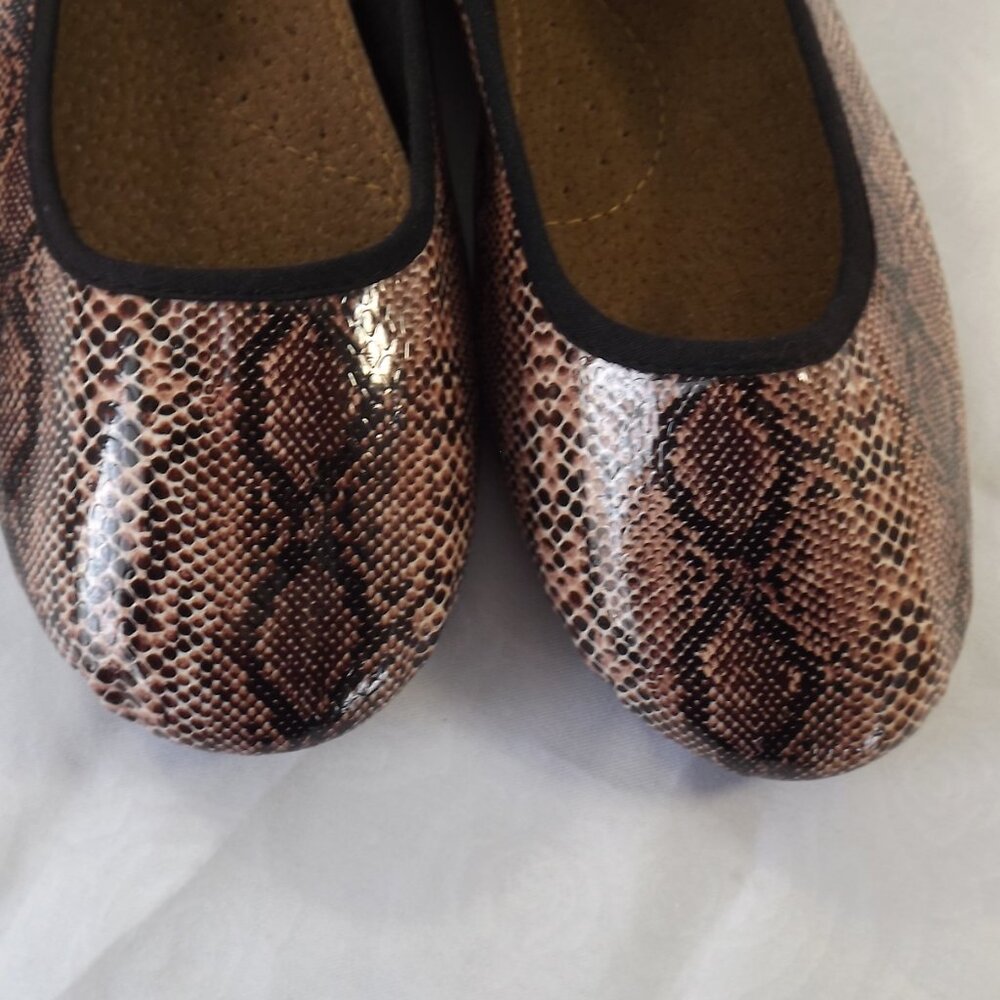 Women's Dawgs Snake Print Kaymann Ballet Flats - Picture 2 of 9
